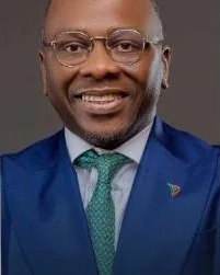 Niyi Adenubi